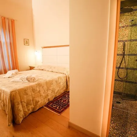 Casa Montecuccoli Монтелупо-Фьорентино