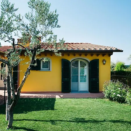 Casa Montecuccoli * Montelupo Fiorentino